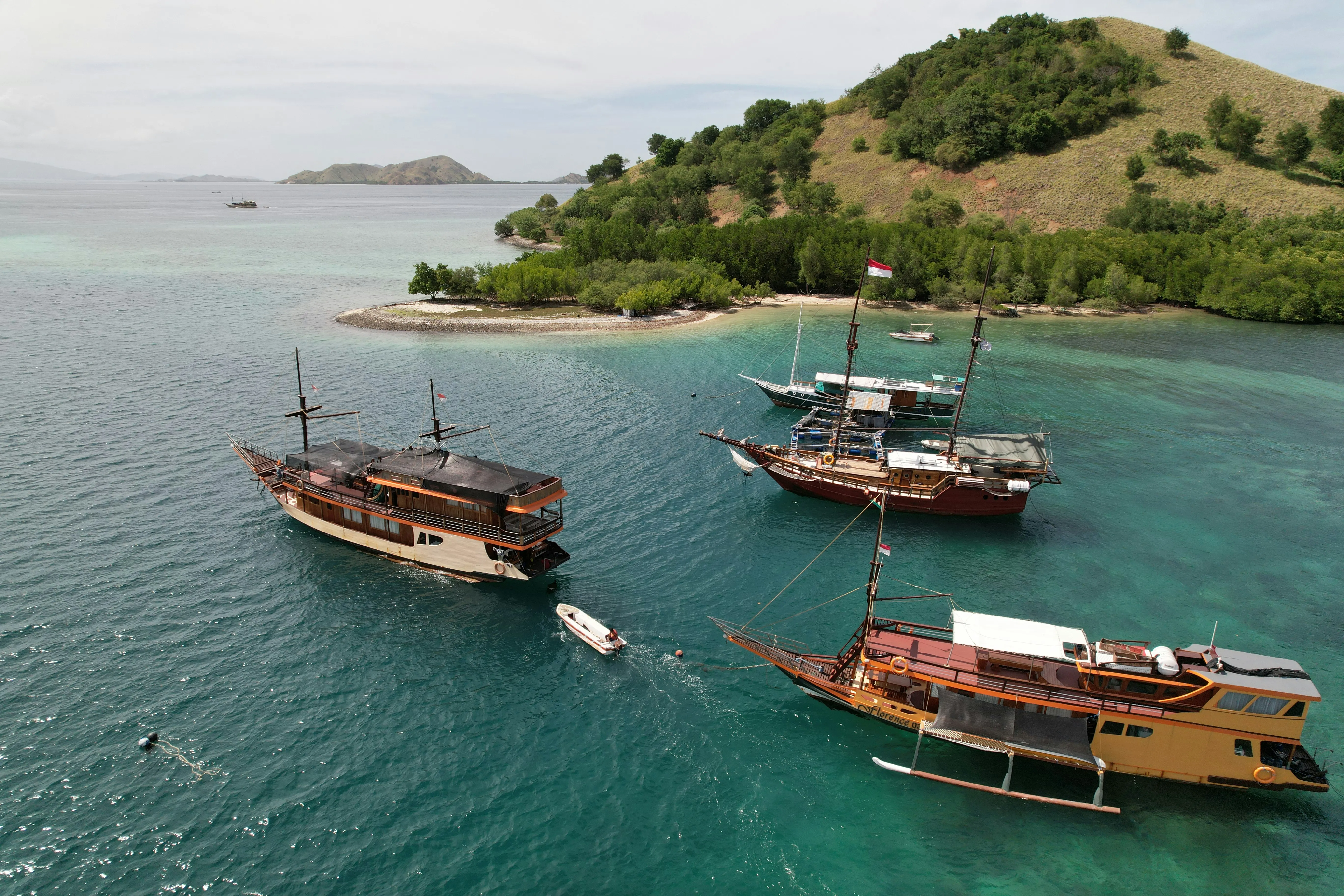 Pemandangan destinasi Indonesia dari udara